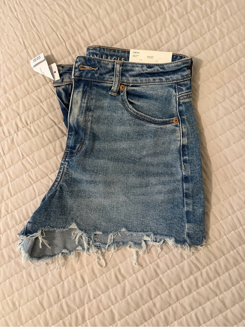 AE Mom Short
